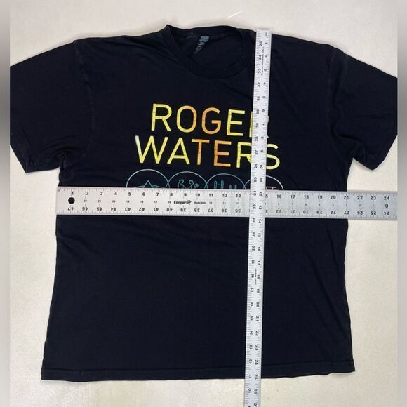 Roger Waters Graphic T-shirt Women Large Black Short Sleeve Music - Picture 6 of 6